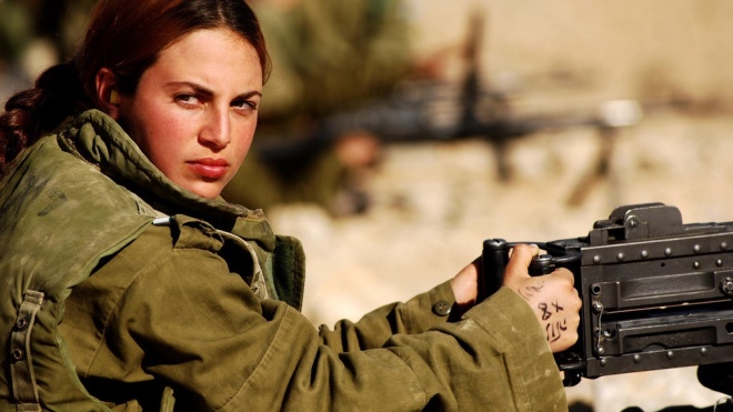 Лариса Герштейн — Солдатка