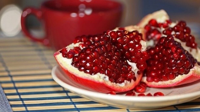 Полезные и лечебные свойства граната
