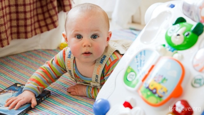 Курение матери — основная причина внезапной смерти ребенка