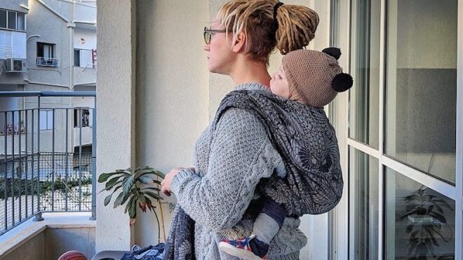 Почему израильские мамы предпочитают слинги