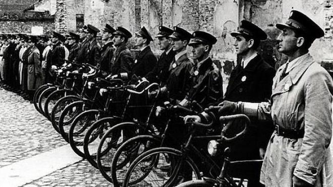 Книга о еврейской полиции Варшавского гетто