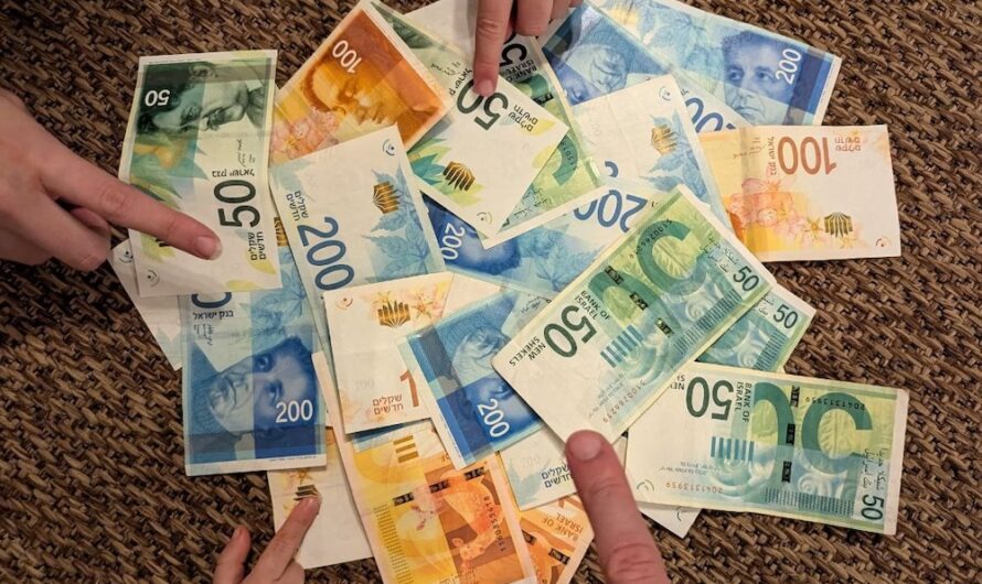 Что будет с НДС и другими налогами в Израиле в 2025 — Министр финансов дал пресс-конференцию