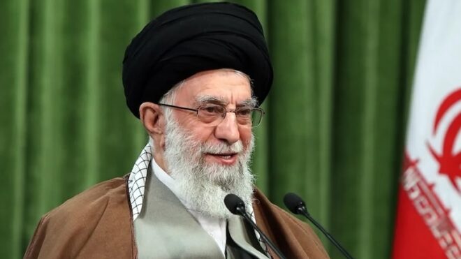 Психологический портрет аятоллы Али Хаменеи: фанатик, параноик и женоненавистник